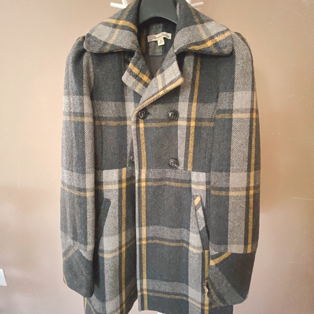 Coat - Picture 4 of 6